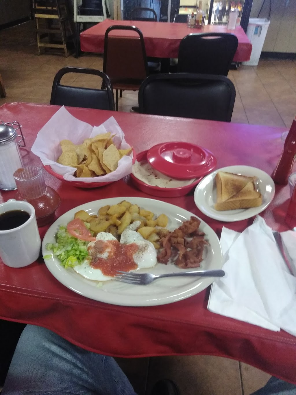 Chuys Mexican Restaurant | 5115 NE 28th St, Haltom City, TX 76117, USA | Phone: (817) 222-0390