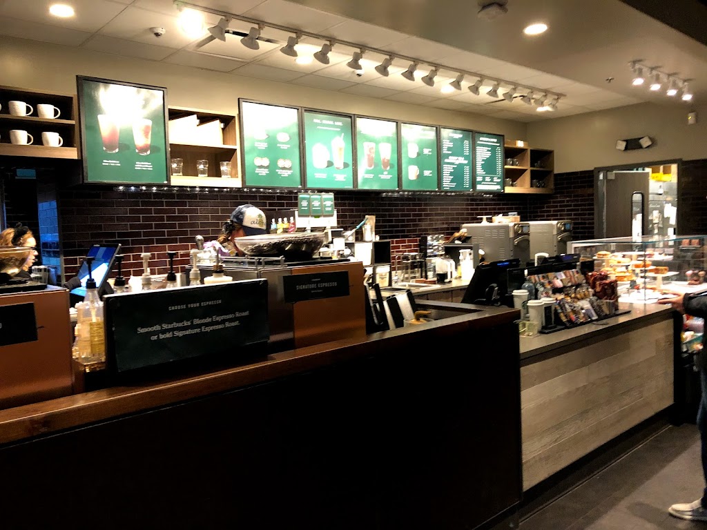 Starbucks | 19179 Freeport Ave, Elk River, MN 55330, USA | Phone: (763) 441-3991