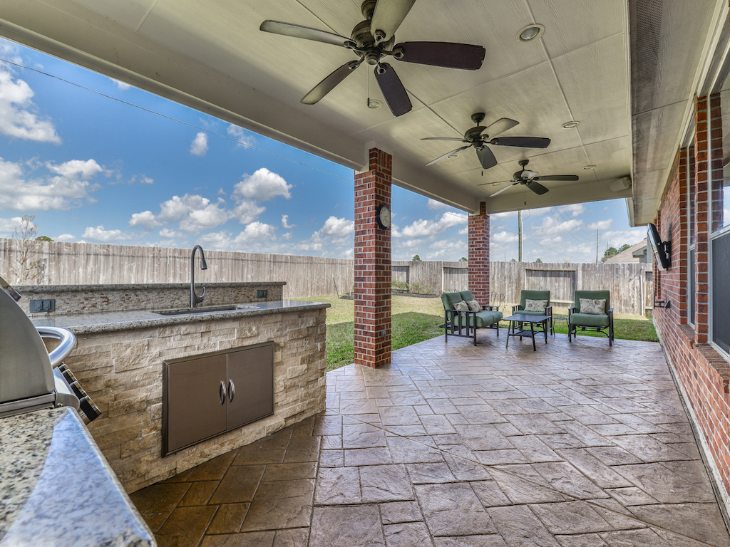 Busy Bee Realty, LLC | 20467 Cypresswood Dr Suite BEE, Cypress, TX 77433, USA | Phone: (281) 300-1000