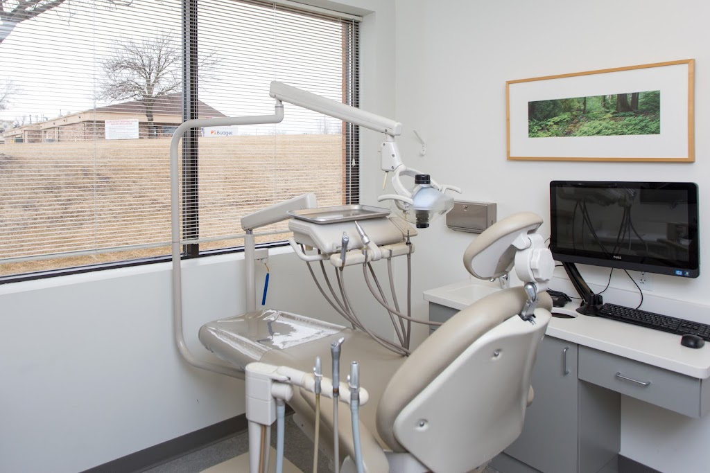 Park Dental Salem Square | 5350 S Robert Trail, Inver Grove Heights, MN 55077, USA | Phone: (651) 450-9579