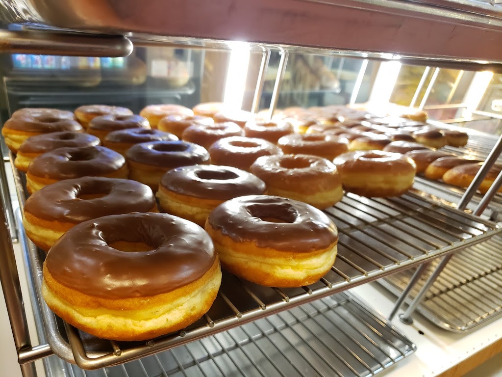 Grand Donuts | Photo 3 of 10 | Address: 13739 Leffingwell Rd # A, Whittier, CA 90605, USA | Phone: (562) 944-3998