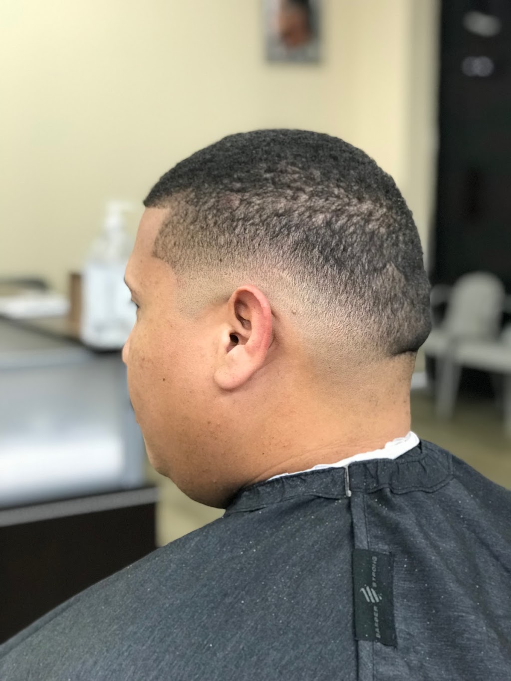 On Fire Barbershop | 6520 Fort King Rd Unit 3, Zephyrhills, FL 33542, USA | Phone: (813) 702-6571