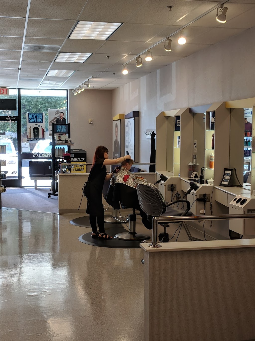 Supercuts | 1530 N Pacific Hwy #140, Woodburn, OR 97071, USA | Phone: (503) 982-5175