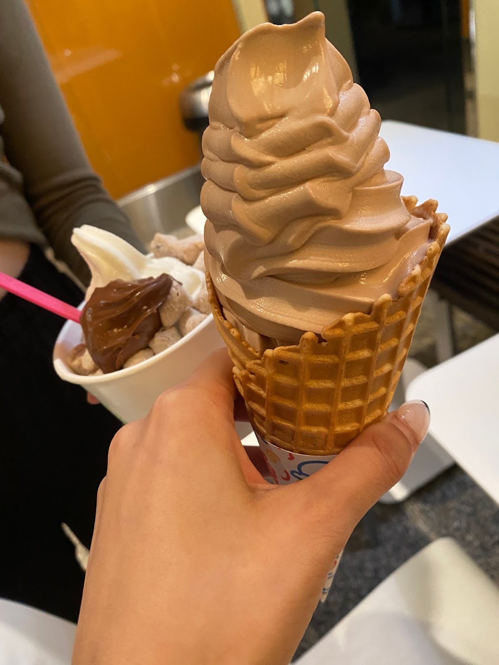 Redbox | 1146 N 35th Ave, Phoenix, AZ 85009, USA | Phone: (866) 733-2693