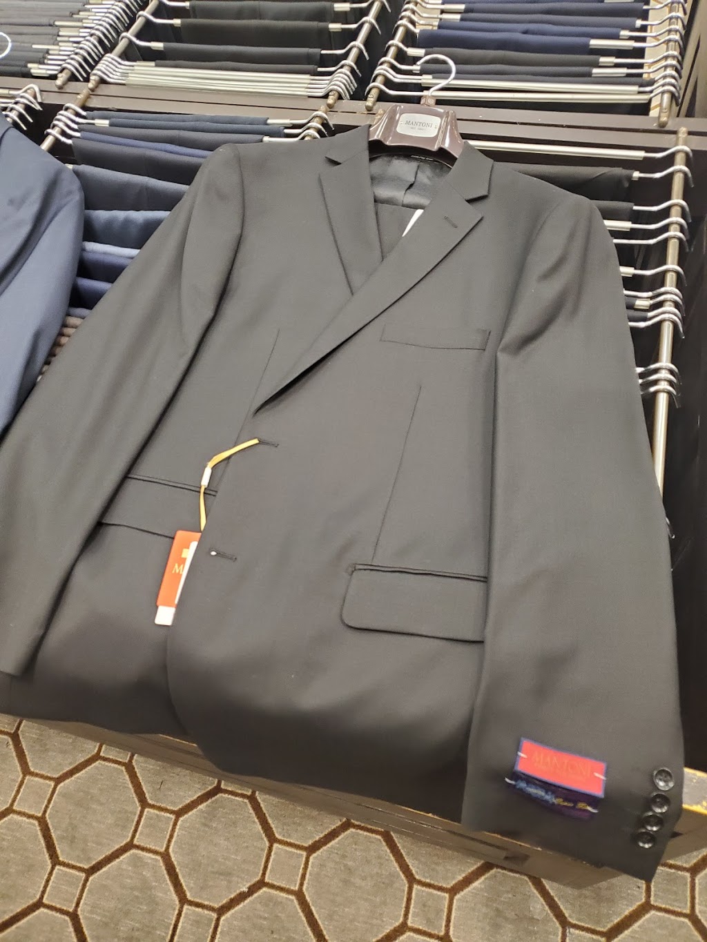 Ticknors Mens Clothier - Southpark Mall | 42 Southpark Center, Strongsville, OH 44136, USA | Phone: (440) 846-7848