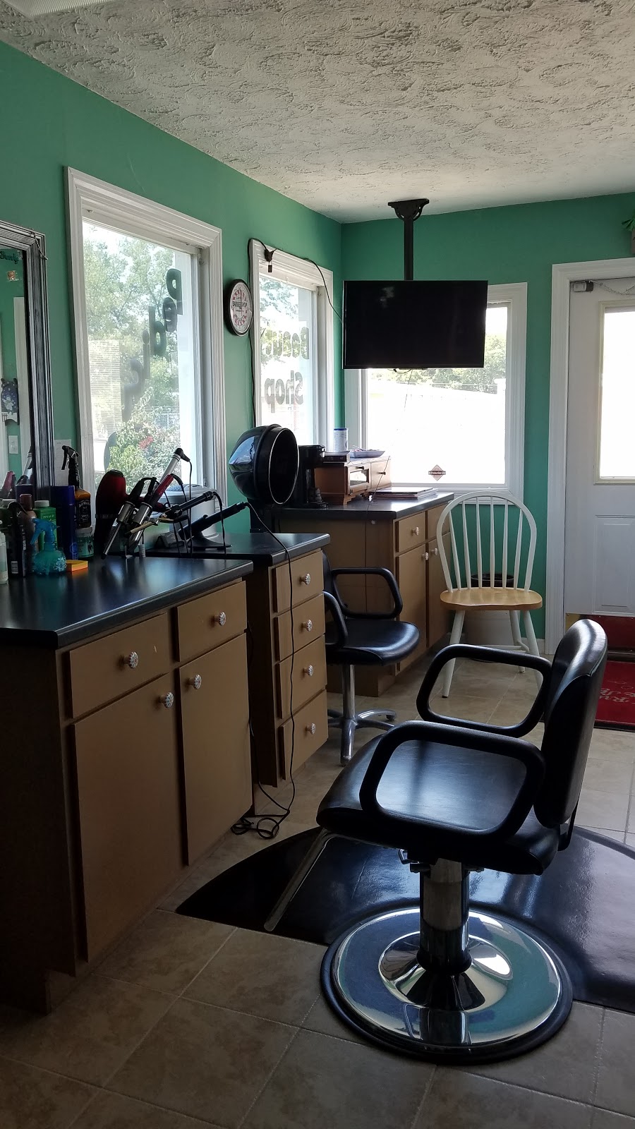 Headrush Barber & Style | 8960 Stewarts Ferry Pike #7116, Mt. Juliet, TN 37122, USA | Phone: (615) 584-4889