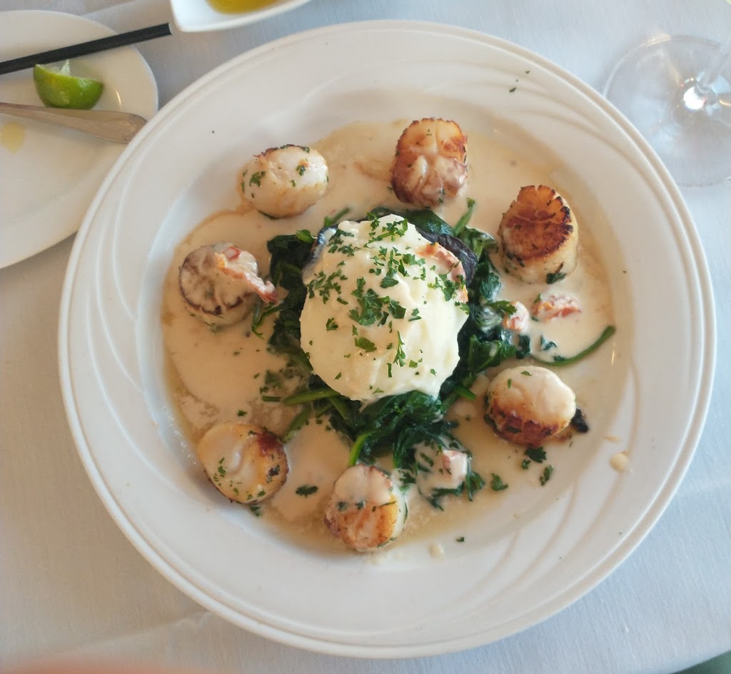 Laras Fine Dining | 1900 Esplanade Dr, Richmond, CA 94804, USA | Phone: (510) 234-1860