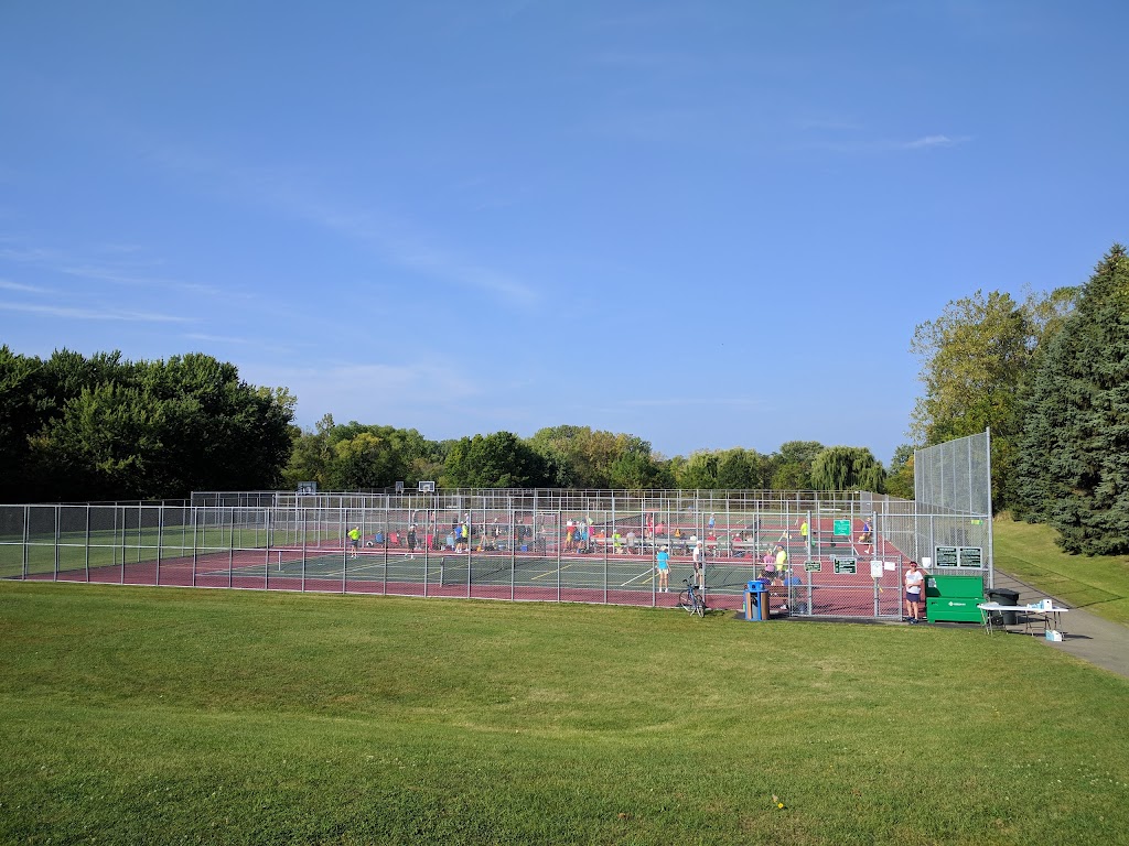 Bobby Theisen Park | 3575 Vivian Ave, Shoreview, MN 55126, USA | Phone: (651) 490-4700