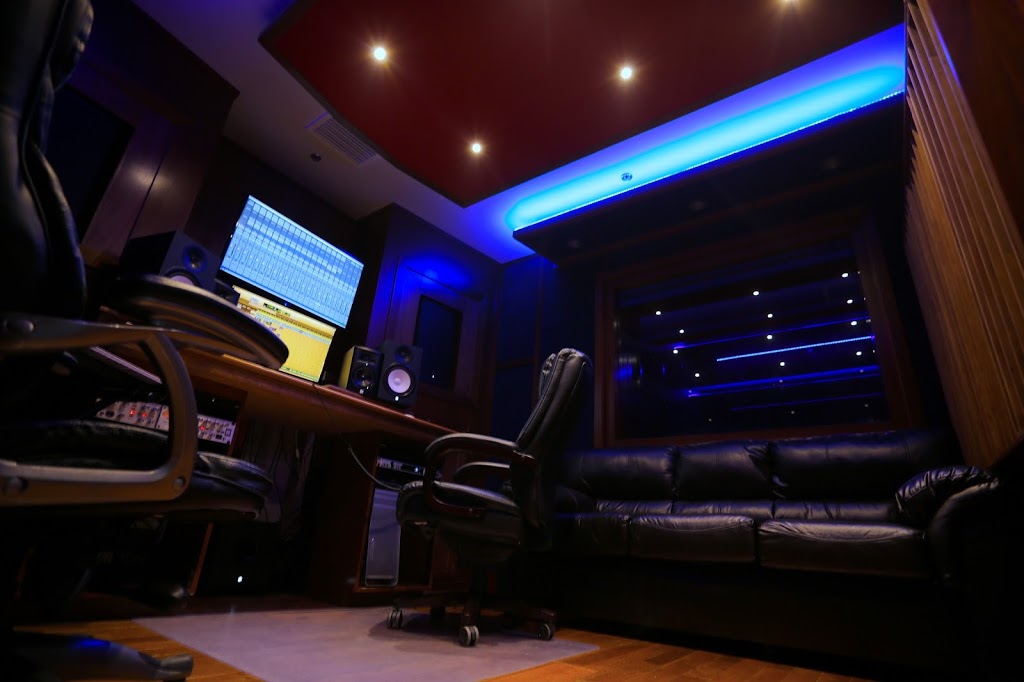 Tha Warehouse Studios | 175 Walnut Ave, The Bronx, NY 10454, USA | Phone: (417) 217-9099