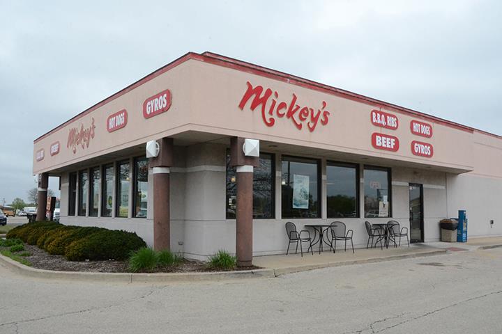 Mickeys Gyros Ix Inc | 188 S Bolingbrook Dr, Bolingbrook, IL 60440, USA | Phone: (630) 972-9000