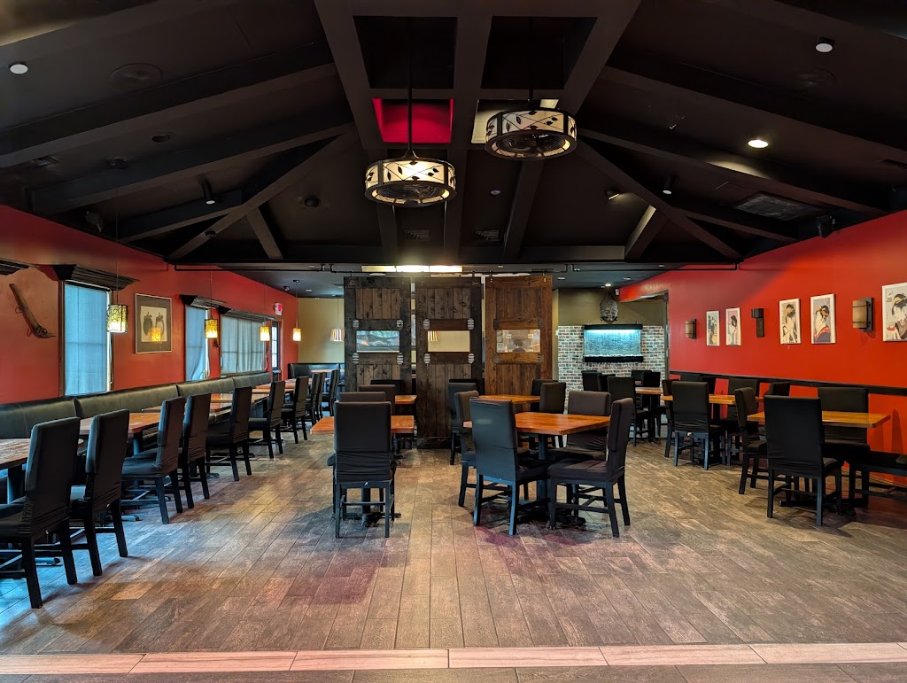 The Pacific Kitchen | 8300 Market Pl Ln, Montgomery, OH 45242, USA | Phone: (513) 898-1833