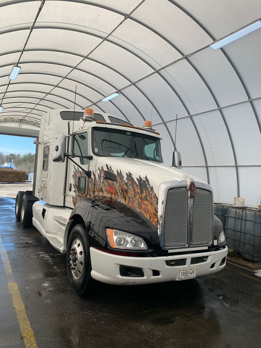Exit 52 Truck Wash | 920 Crooked Hill Rd, Brentwood, NY 11717, USA | Phone: (631) 614-4723