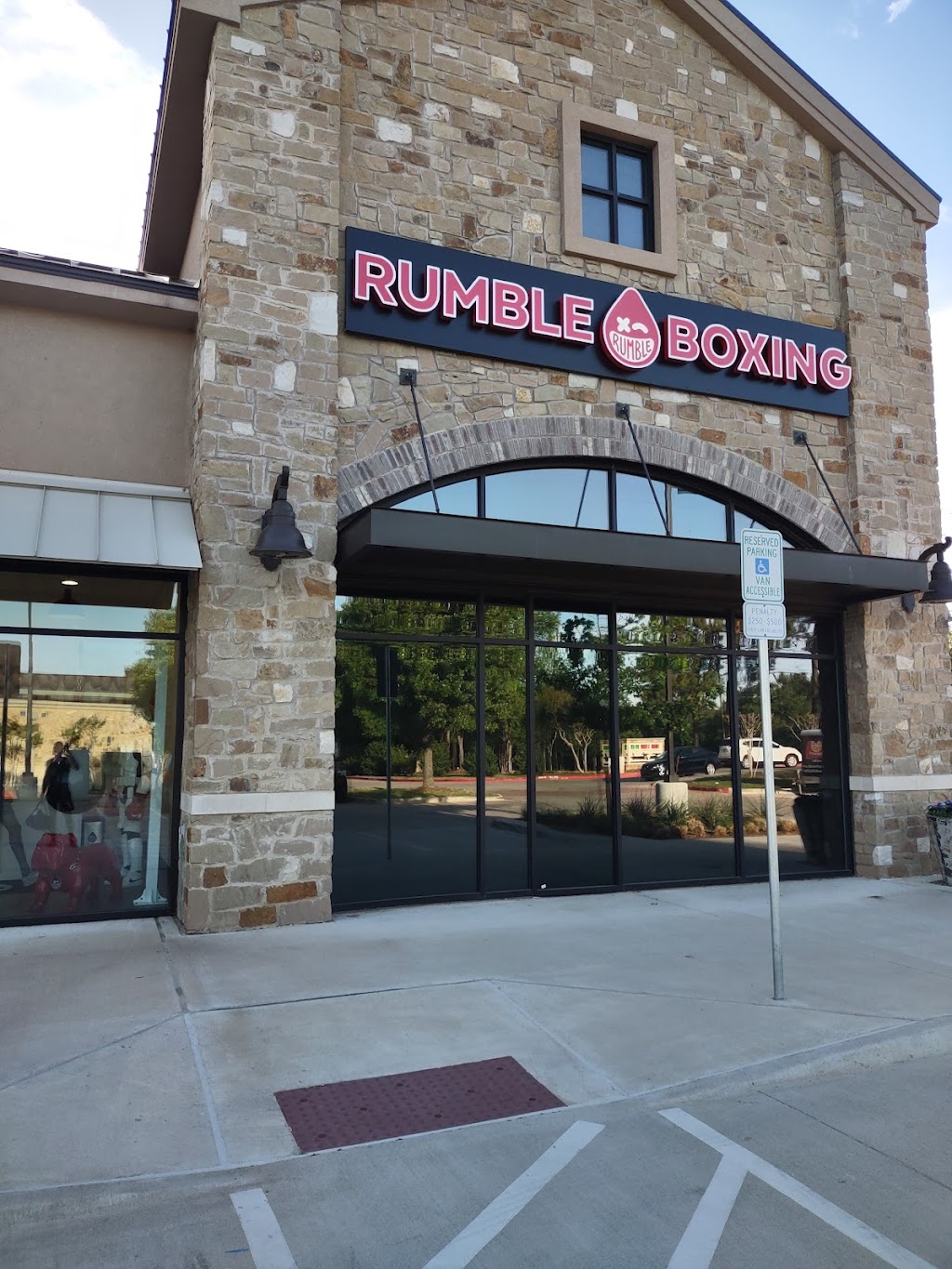 Rumble Boxing | 4351 Cross Timbers Rd Suite 500, Flower Mound, TX 75028, USA | Phone: (469) 293-8945
