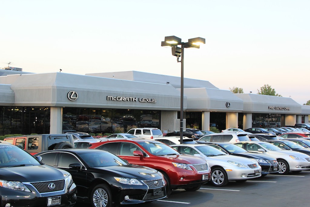 McGrath Lexus of Westmont | 500 E Ogden Ave, Westmont, IL 60559, USA | Phone: (331) 299-4631