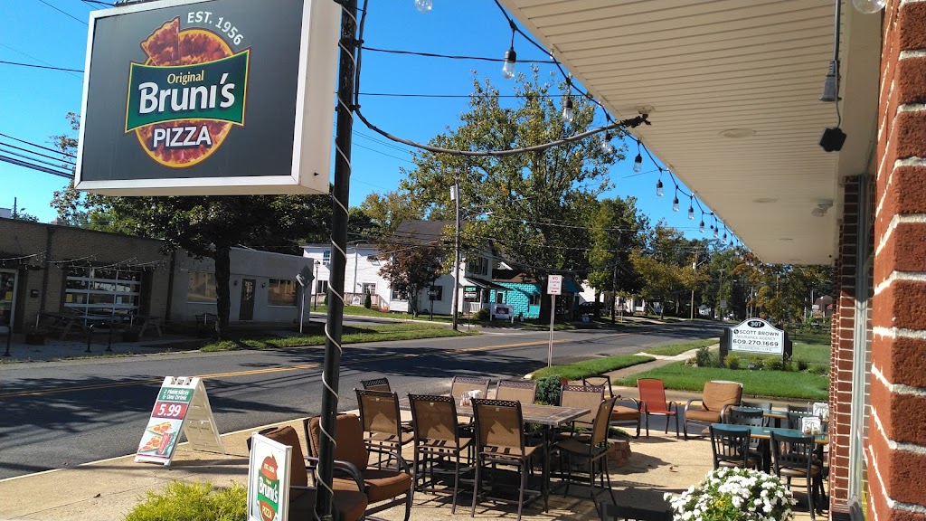 Brunis Pizzeria | 303 12th St, Hammonton, NJ 08037, USA | Phone: (609) 561-5310