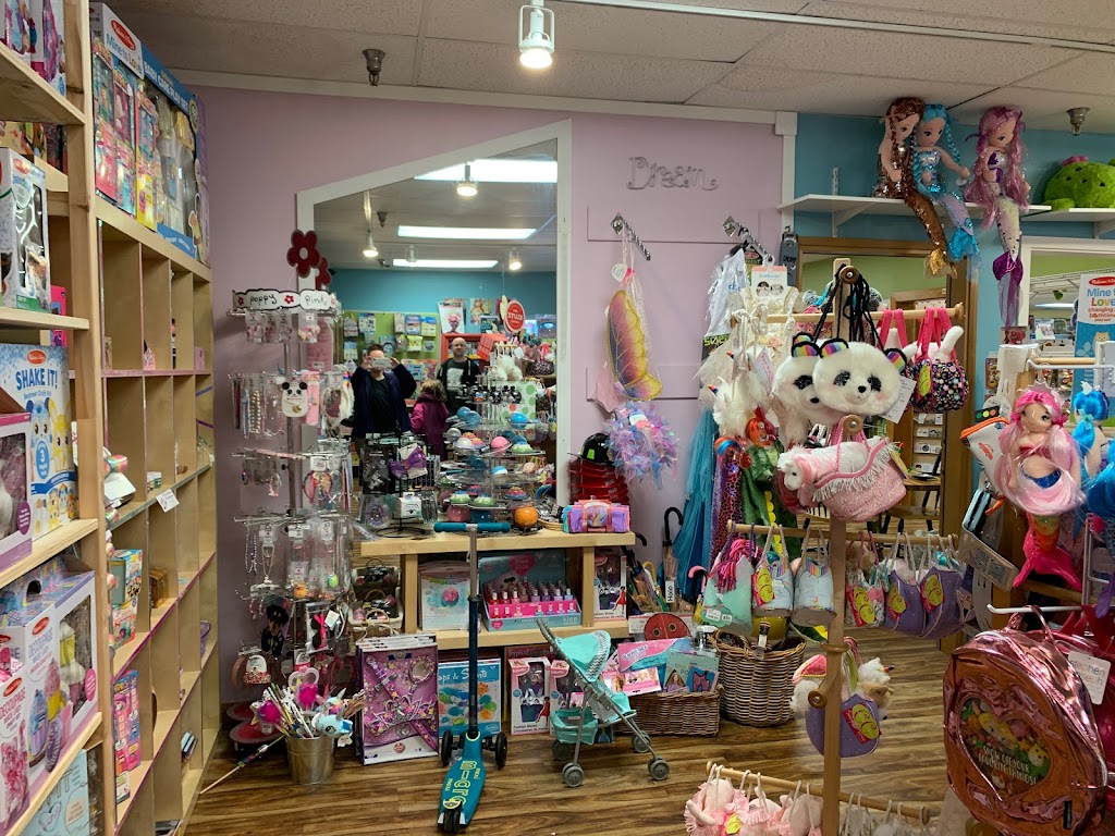 Snapdoodle Toys & Games | 7330 NE Bothell Way, Kenmore, WA 98028, USA | Phone: (425) 408-0021