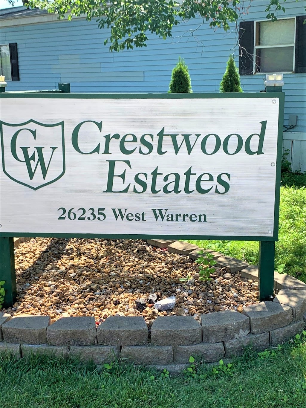 Crestwood Estates | 26235 W Warren St, Dearborn Heights, MI 48127, USA | Phone: (313) 278-5888
