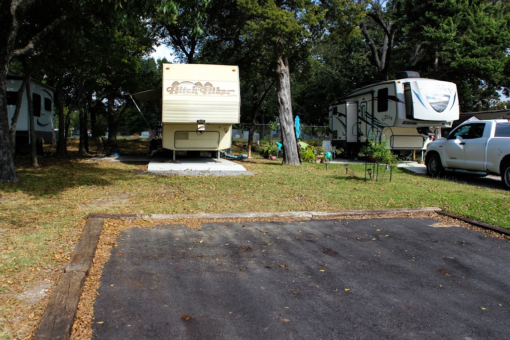 Meadowview Mobile Home & RV | 2215 S Crockett St #101, Sherman, TX 75090, USA | Phone: (903) 893-0315