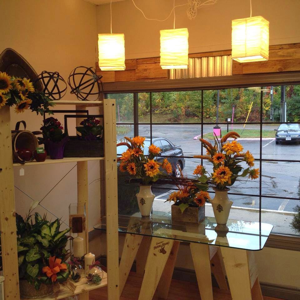 Cohasset Florist: Paul Douglas Floral Designs | 130 King St, Cohasset, MA 02025, USA | Phone: (781) 383-2700