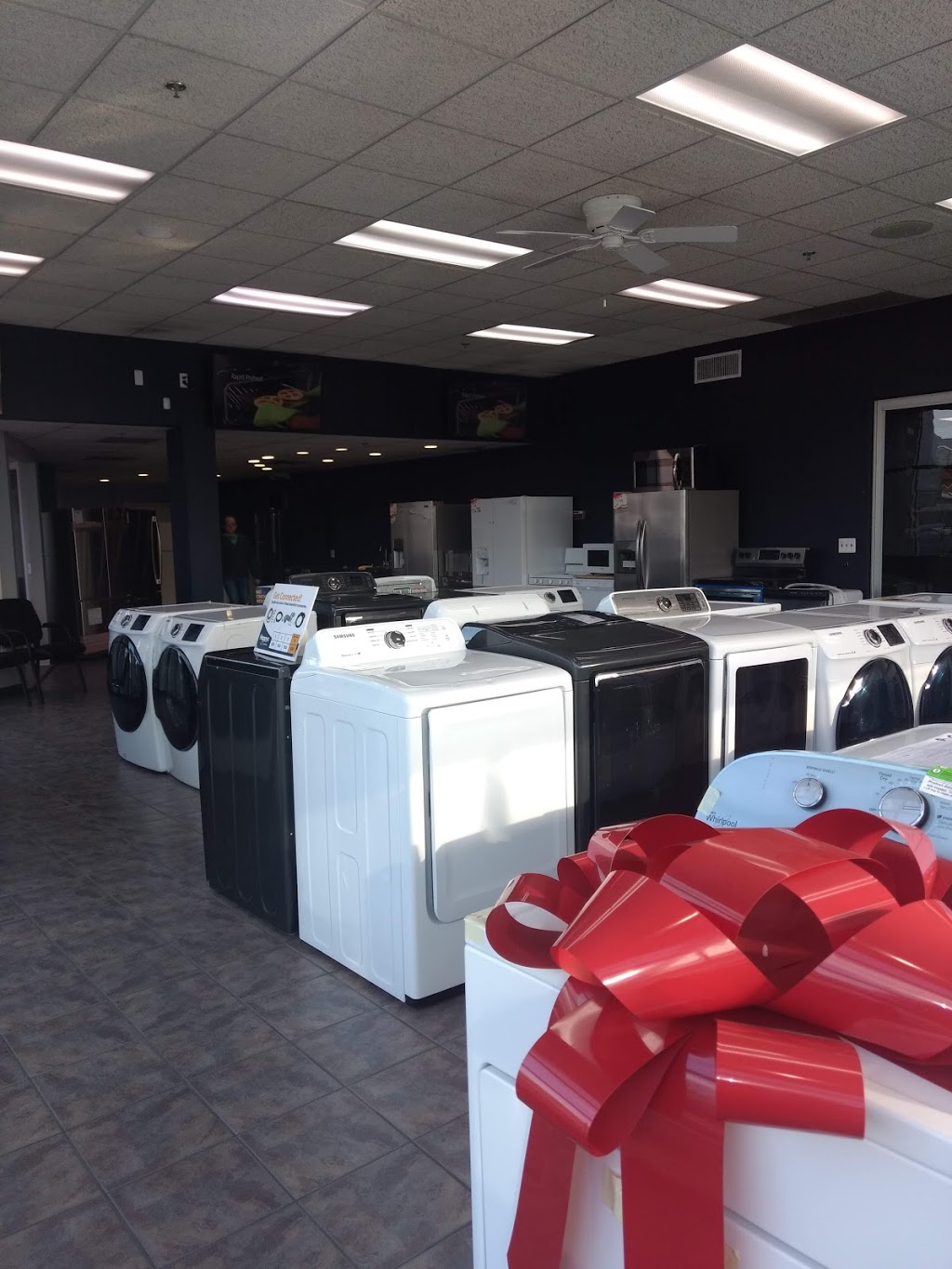 Happys Appliances Outlet | 5801 Mercury Dr, Dearborn, MI 48126 | Phone: (313) 406-4145