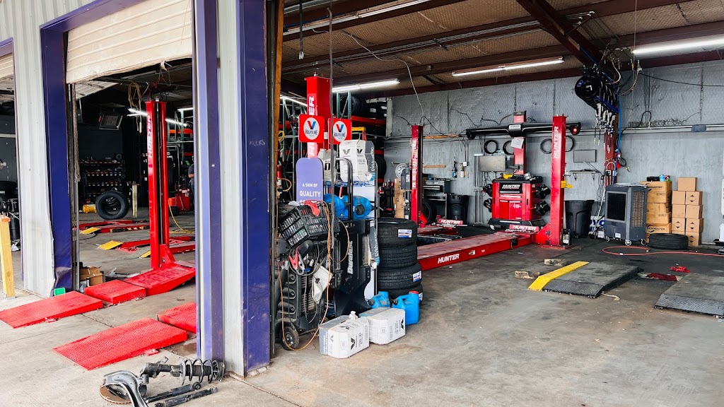 Tire Store Service Center | 4001 S, FM157, Euless, TX 76040, USA | Phone: (469) 200-3997