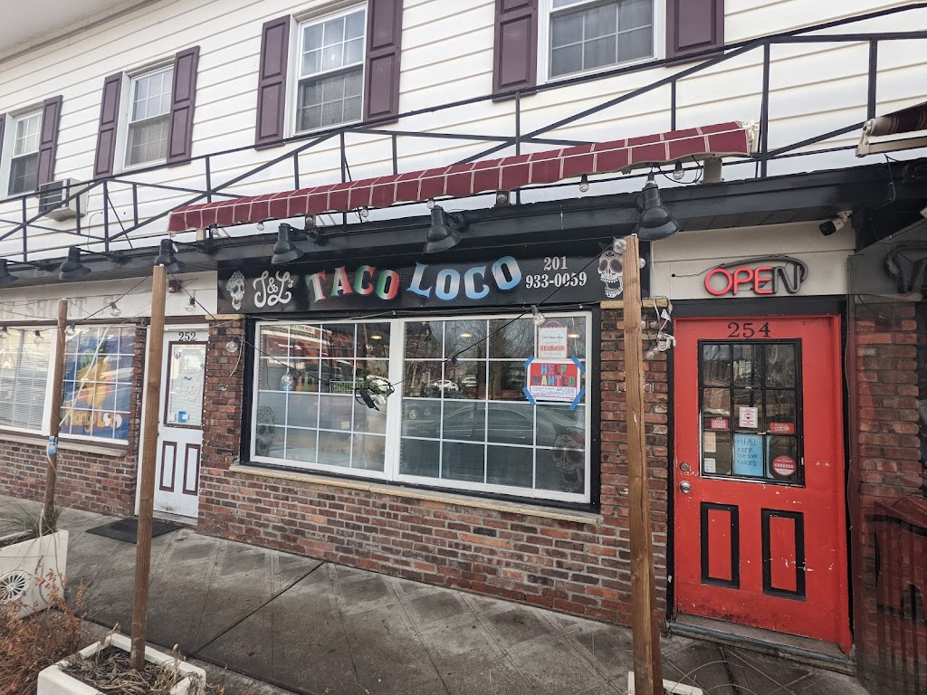 Taco Loco | 254 Park Ave, East Rutherford, NJ 07073, USA | Phone: (201) 933-0059