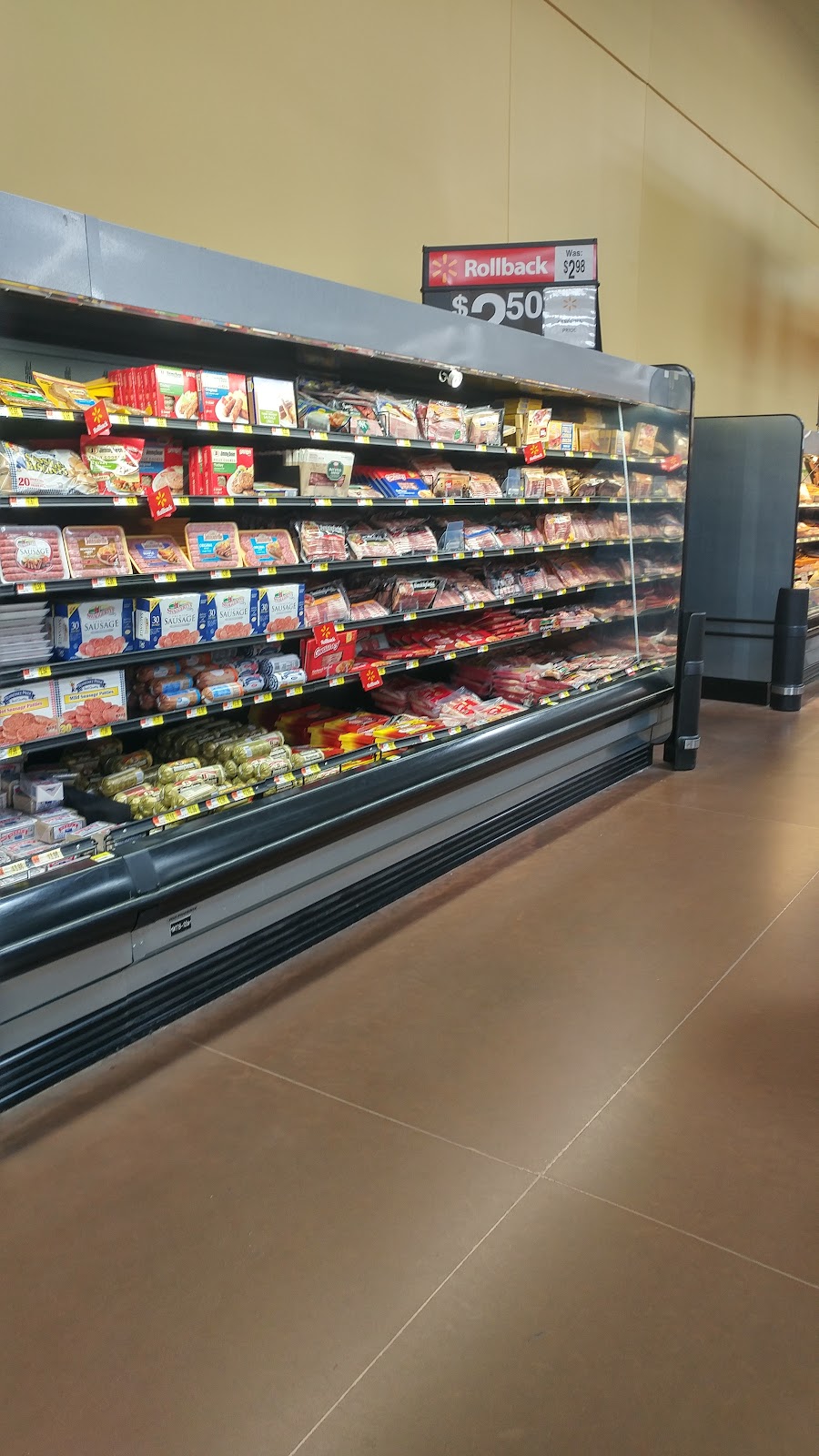 Walmart Supercenter | 6711 NC-135, Mayodan, NC 27027, USA | Phone: (336) 548-6540