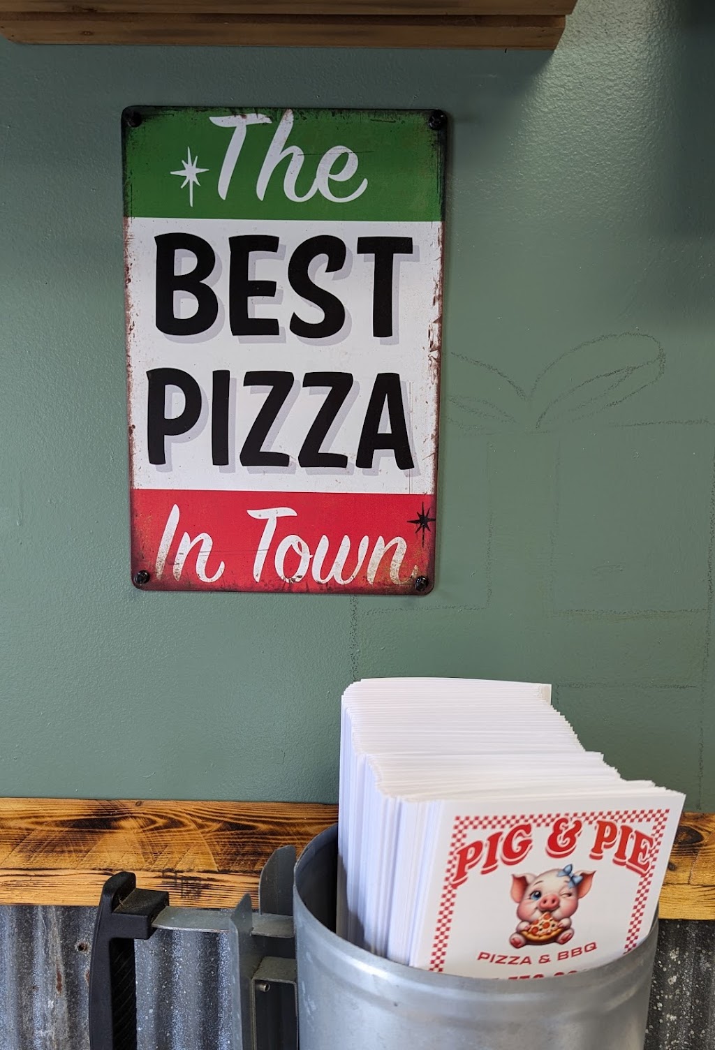 Pig & Pie | 2324 Greys Point Rd, Topping, VA 23169, USA | Phone: (804) 758-0605