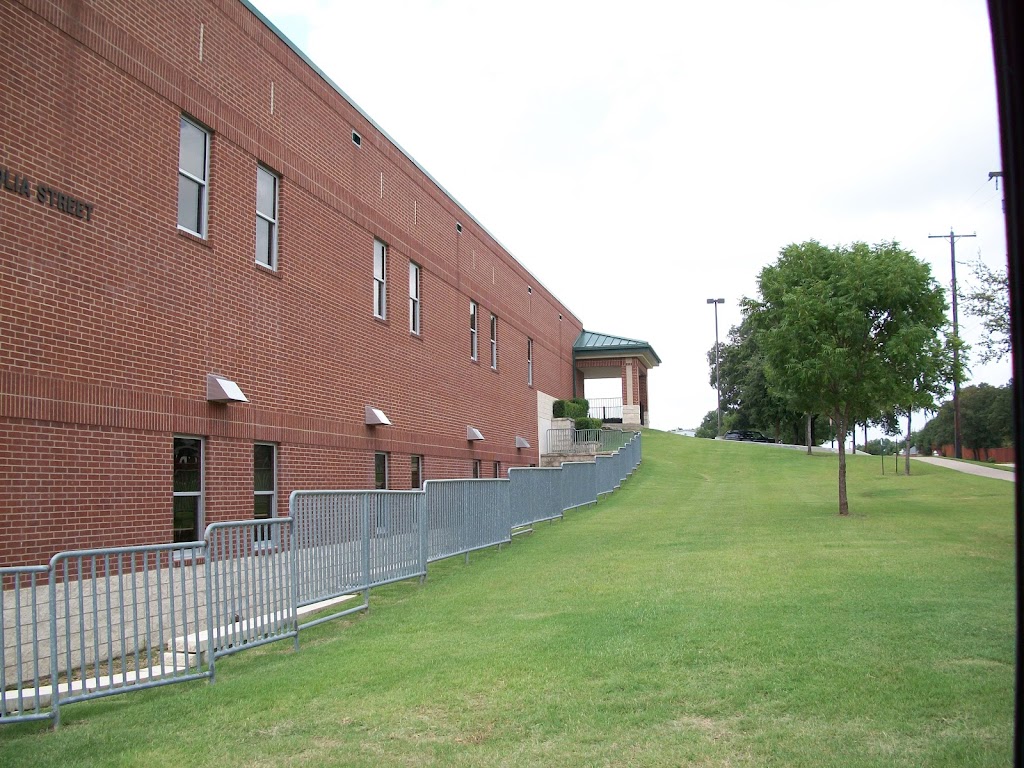 Erma Nash Elementary School | 1050 Magnolia St, Mansfield, TX 76063, USA | Phone: (817) 299-6900