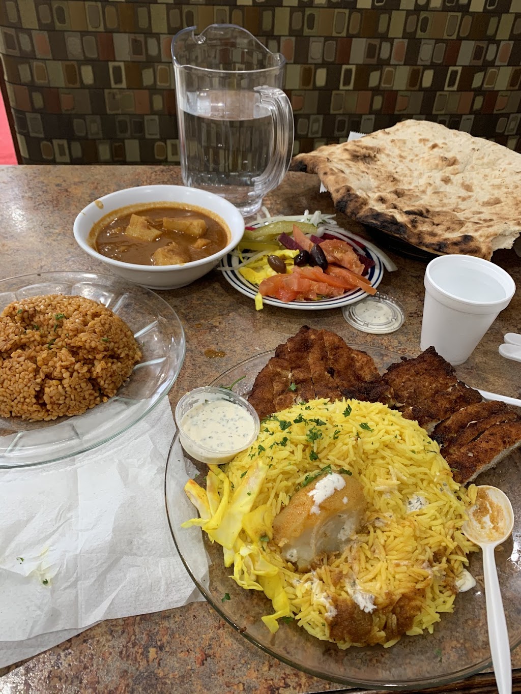 Al Mawal Restaurant | 36923 Ryan Rd, Sterling Heights, MI 48310, USA | Phone: (586) 977-9777