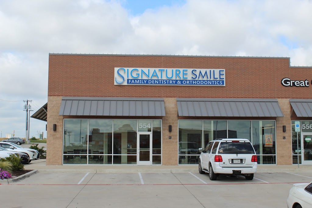 Signature Smile Family Dentistry & Orthodontics | 554 I-30, Royse City, TX 75189, USA | Phone: (469) 721-6774