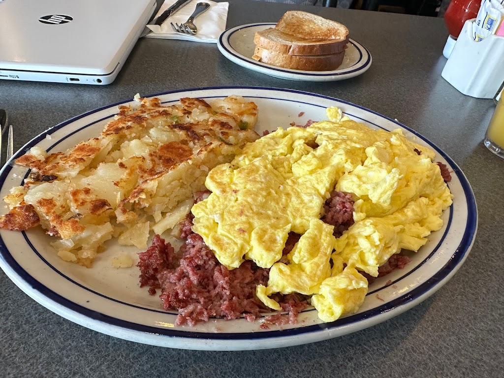 Blue Angel Diner | 1000 Old Country Rd, Plainview, NY 11803, USA | Phone: (516) 932-1160
