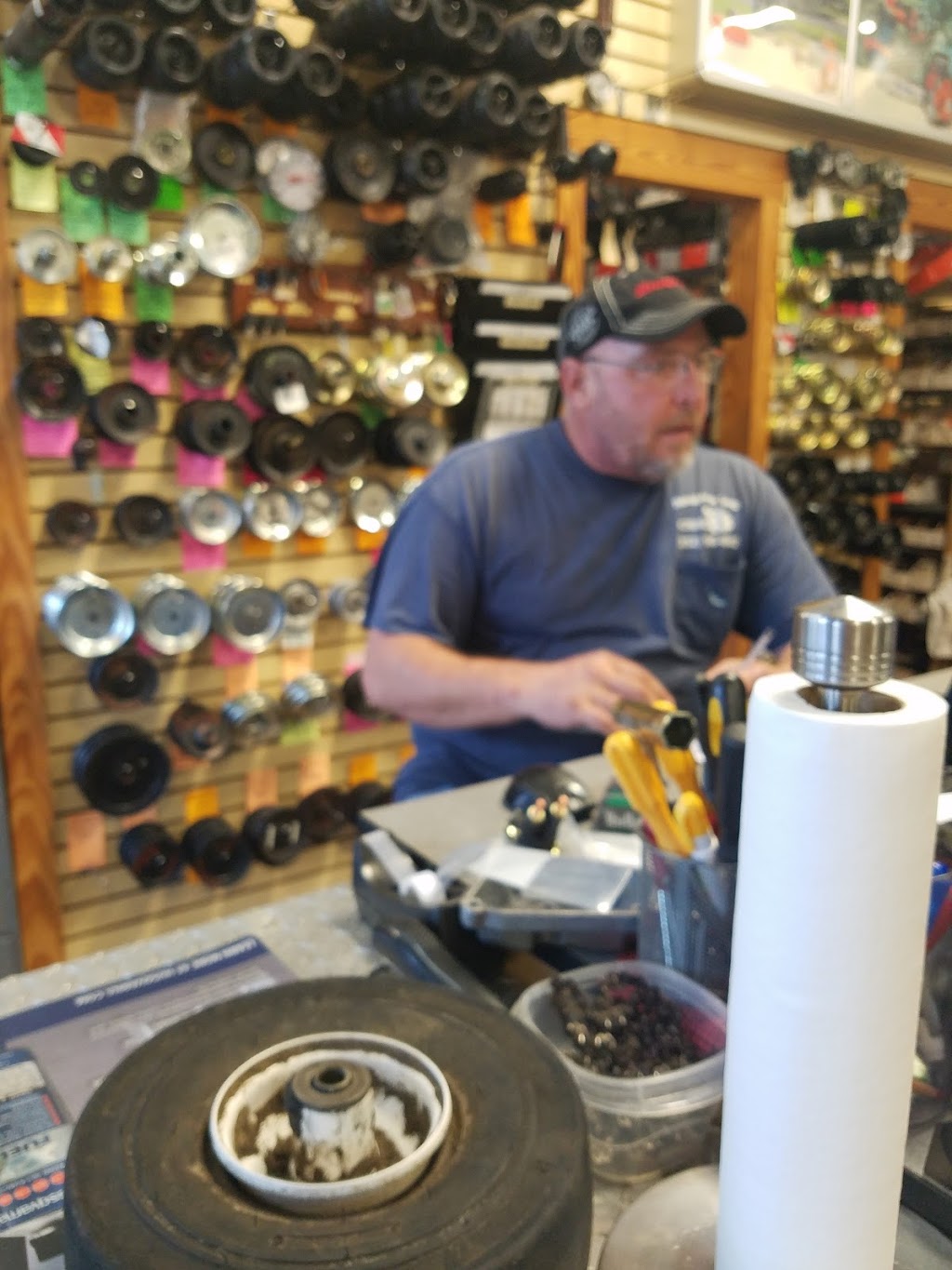 Amslers Inc | 1380 Ponce De Leon Blvd, Brooksville, FL 34601, USA | Phone: (352) 796-0802