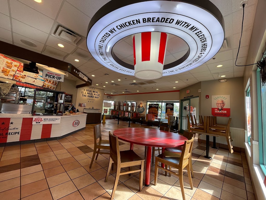 KFC | 1560 E F St, Oakdale, CA 95361, USA | Phone: (209) 847-2828