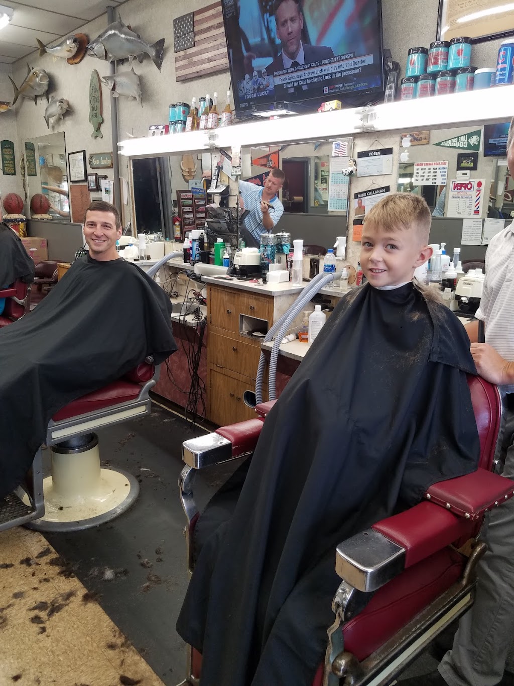 Mikes Barber Shop | 8506 Mentor Ave, Mentor, OH 44060, USA | Phone: (440) 255-6996