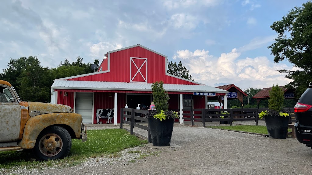 Lucky Ladd Farms | 4374 Rocky Glade Rd, Eagleville, TN 37060, USA | Phone: (615) 274-3786