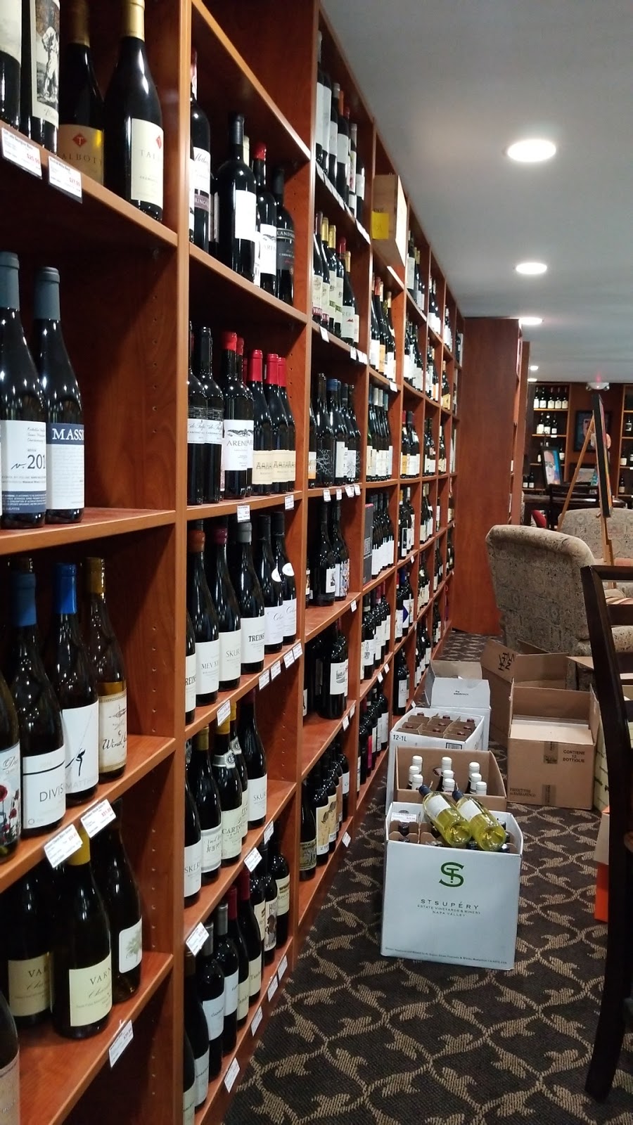 Sunfish Cellars Wine & Spirits | 981 Sibley Memorial Hwy, St Paul, MN 55118, USA | Phone: (651) 905-1080