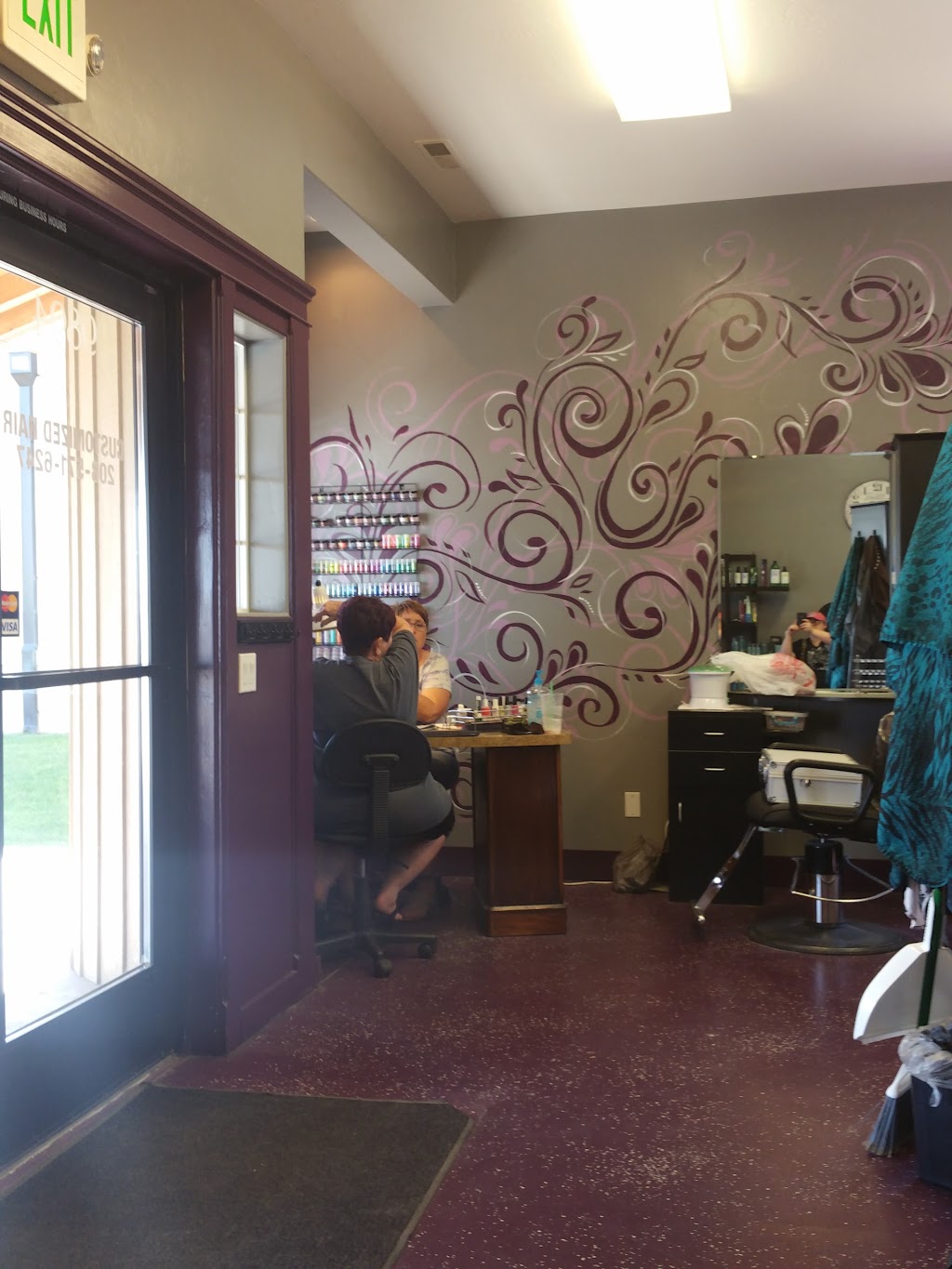 Star Galaxy Salon | 404 S King Ave, Middleton, ID 83644, USA | Phone: (208) 230-6611