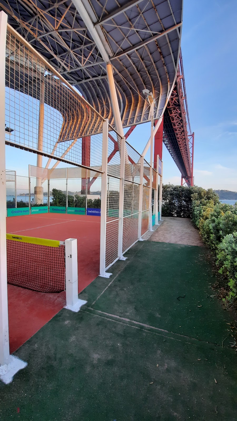 Clube de Padel | Doca de Santo Amaro, 1350-353 Lisboa, Portugal | Phone: 21 096 6443