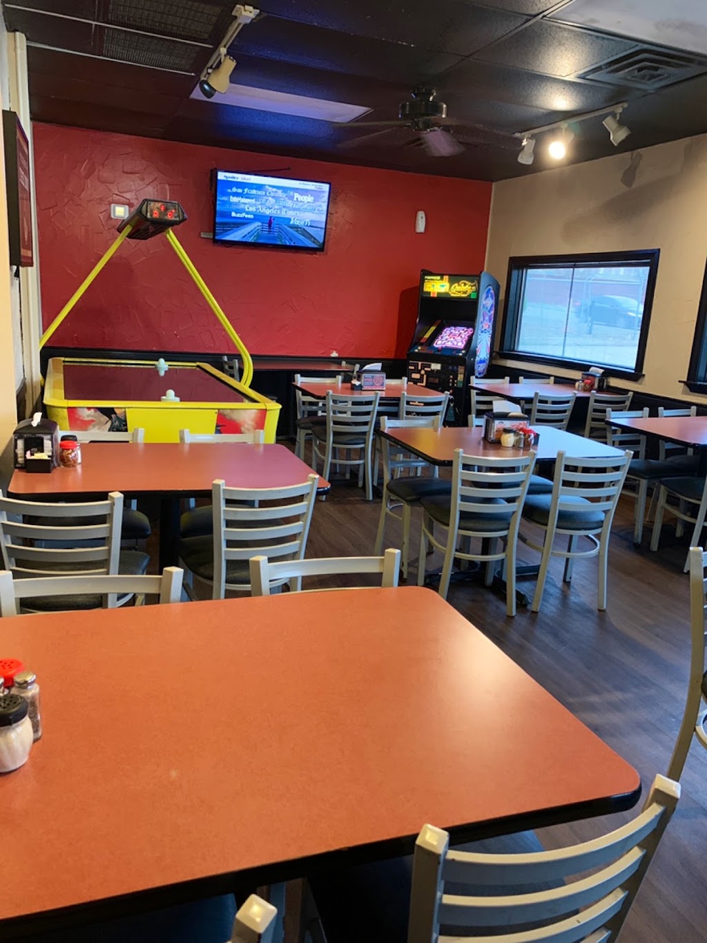 Pizza Inn | 310 Hwy 67, Midlothian, TX 76065, USA | Phone: (972) 775-5511