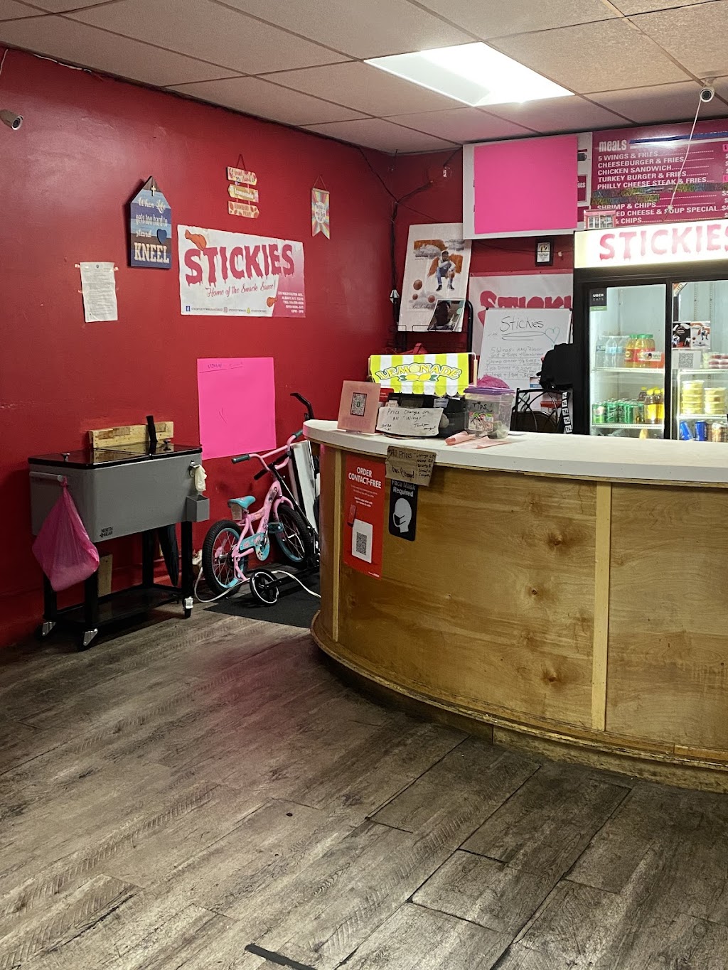 Stickies | 228 Washington Ave, Albany, NY 12210, USA | Phone: (518) 599-0838