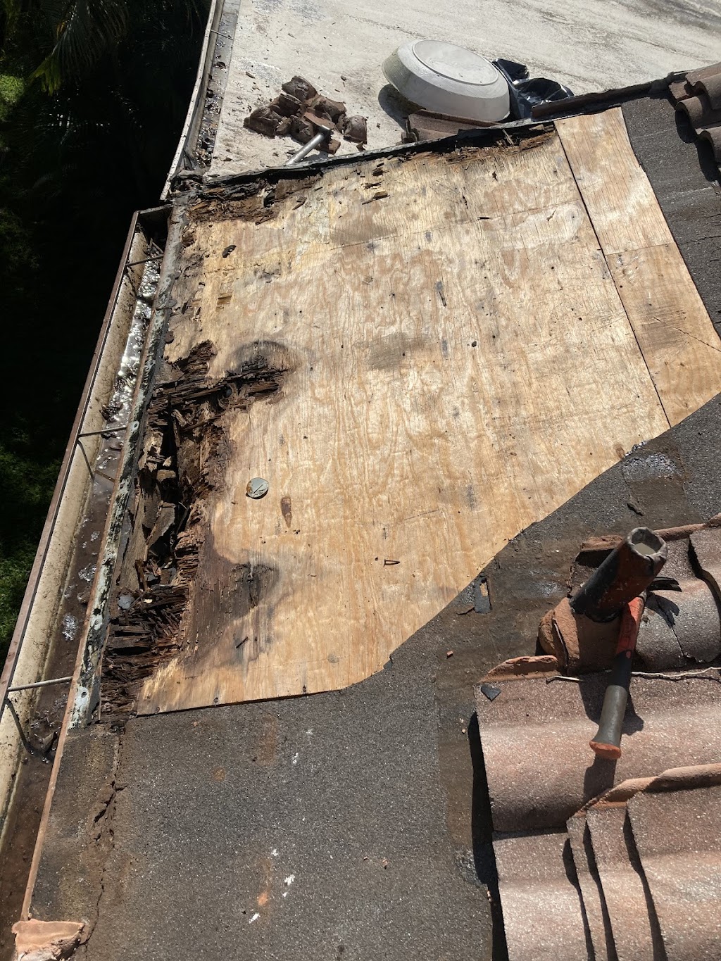 Apex Summit Roofing LLC | 9076 SW 21st Ct B, Boca Raton, FL 33428, USA | Phone: (561) 909-8954