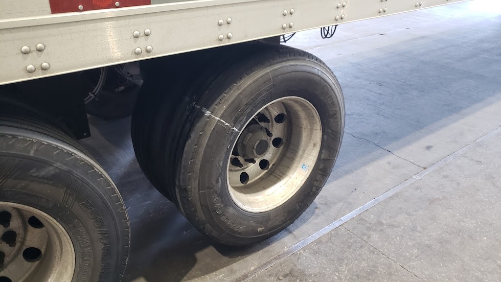 Speedco Truck Lube and Tires | 1317 Horizon Blvd, El Paso, TX 79928, USA | Phone: (915) 852-4854