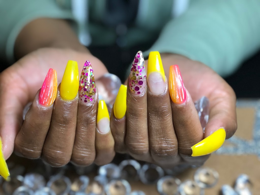 Diamond Aryel Nails & Braids @ Tips Barbershop | 23445 E Platte Dr, Aurora, CO 80016, USA | Phone: (303) 883-2491