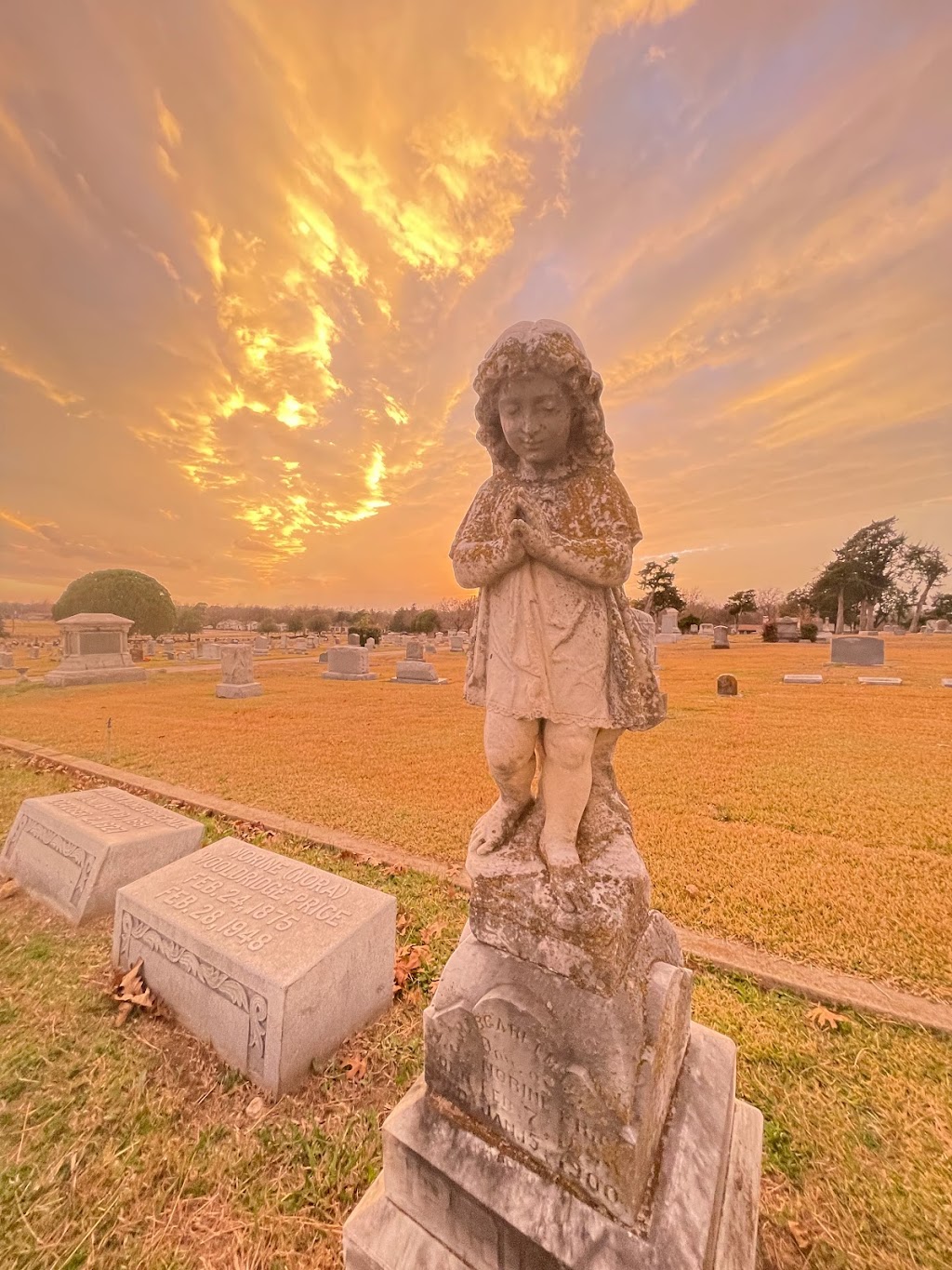 Gainesville Cemetery Sexton | 710 Fair Ave, Gainesville, TX 76240, USA | Phone: (940) 668-4532