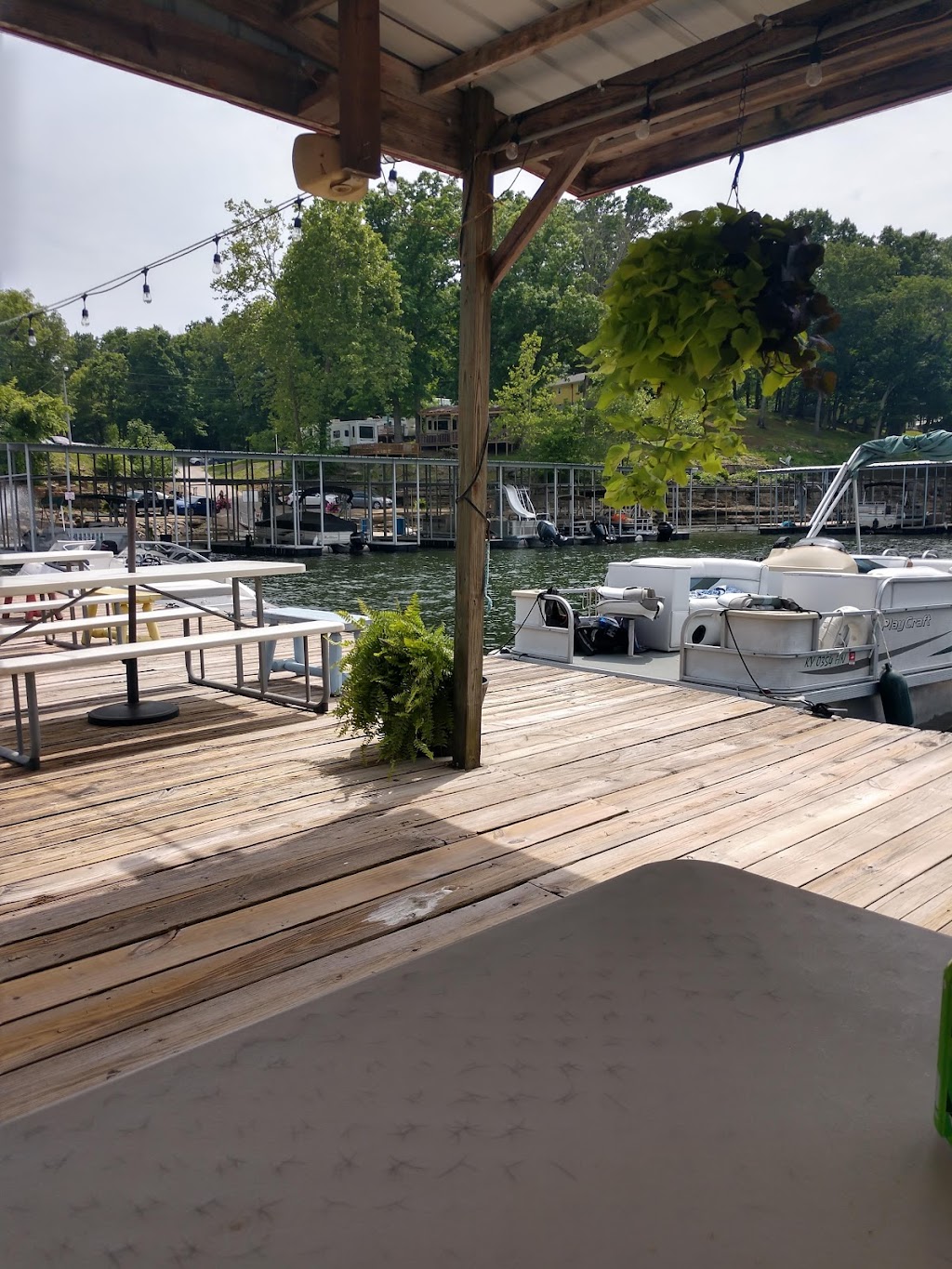 Sunset Marina and Resort | 325 Sunset Lodge Rd, Lancaster, KY 40444, USA | Phone: (859) 548-3591