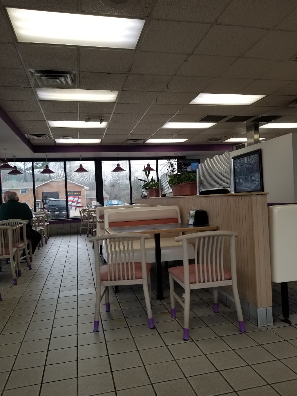 The Purple Onion Deli & Grill - Pelham | 2296 Pelham Pkwy, Pelham, AL 35124, USA | Phone: (205) 403-8600