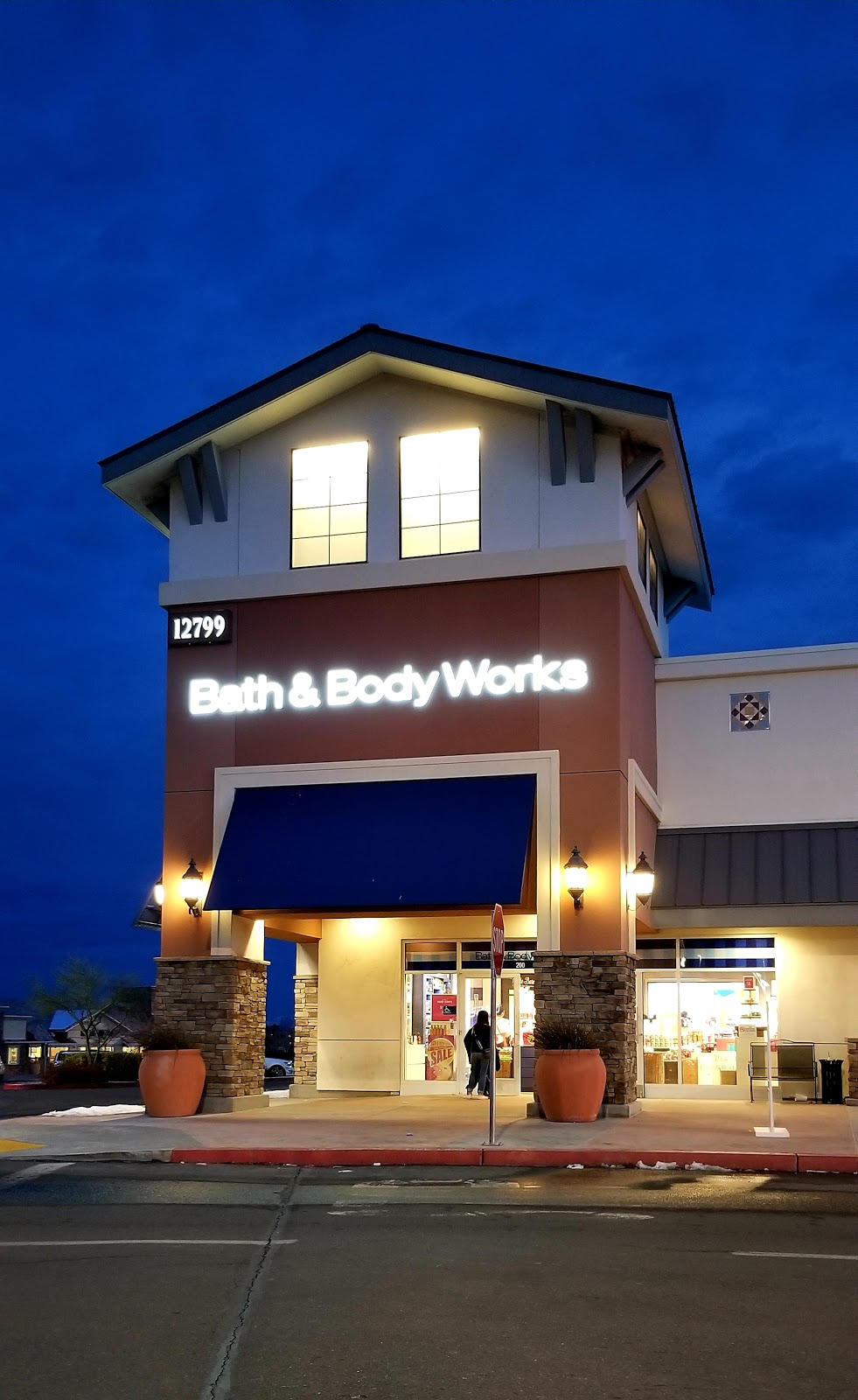 Bath & Body Works | 12799 Main St, Hesperia, CA 92345, USA | Phone: (760) 669-3206