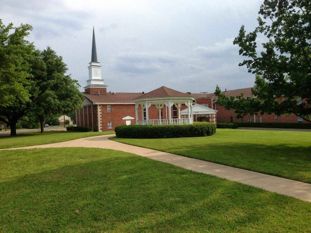Mockingbird Community Church | 5470 Ellsworth Ave, Dallas, TX 75206, USA | Phone: (214) 826-2744