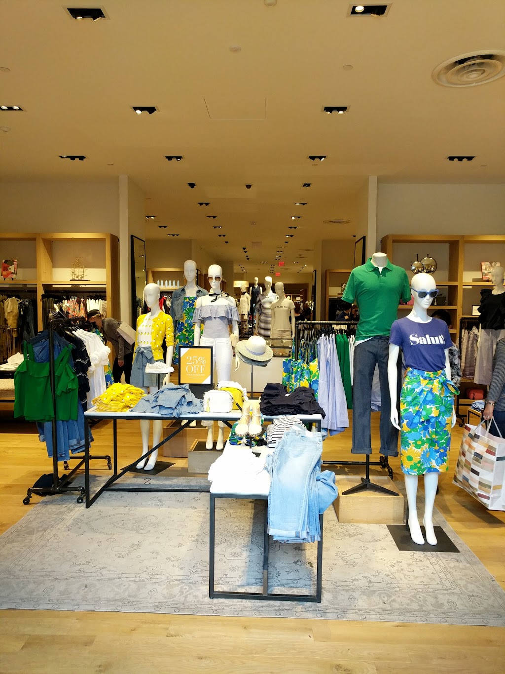 J.Crew | 660 Stanford Shopping Center Space 1020, Palo Alto, CA 94304 | Phone: (650) 462-1190